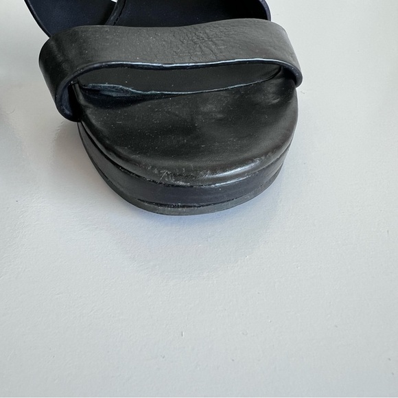 Cole Haan Women’s Penelope Black Leather Wedges 8.5B - Picture 12 of 14